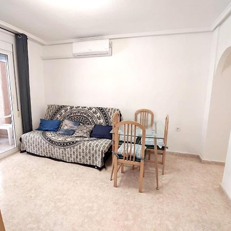 Modern Apartment 3Mins Walk To Playa Del Cura Beach Торрев'єха Екстер'єр фото