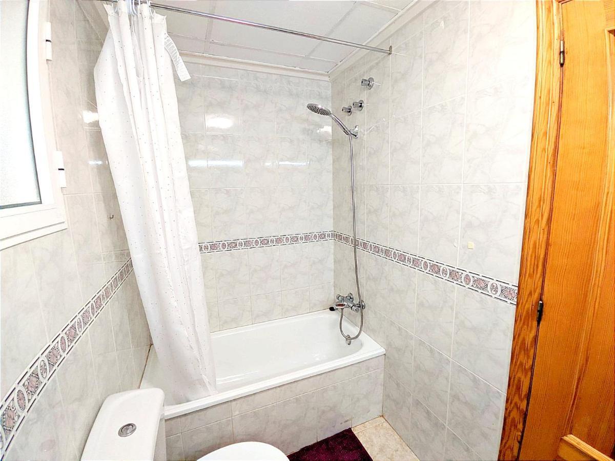 Modern Apartment 3Mins Walk To Playa Del Cura Beach Торрев'єха Екстер'єр фото