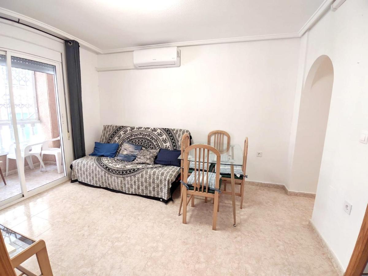 Modern Apartment 3Mins Walk To Playa Del Cura Beach Торрев'єха Екстер'єр фото