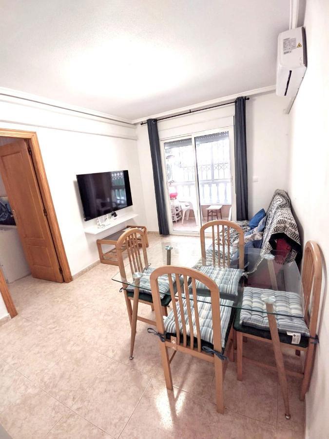 Modern Apartment 3Mins Walk To Playa Del Cura Beach Торрев'єха Екстер'єр фото